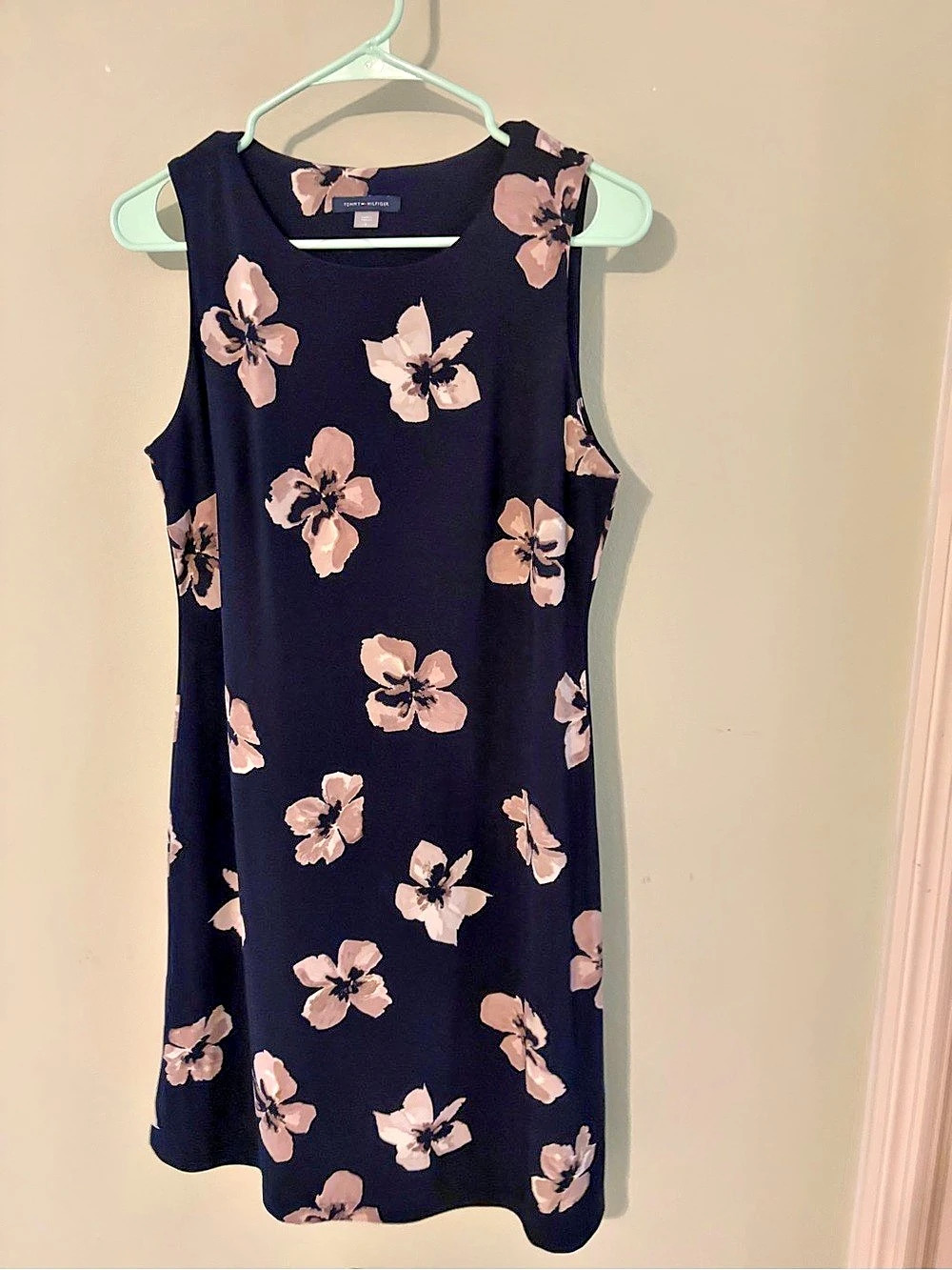 Tommy Hilfiger Floral Midi Dress in Black & Tan/Pink Like New size 6